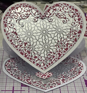 Cards: Love & Valentine's Day: Heart Easel Card