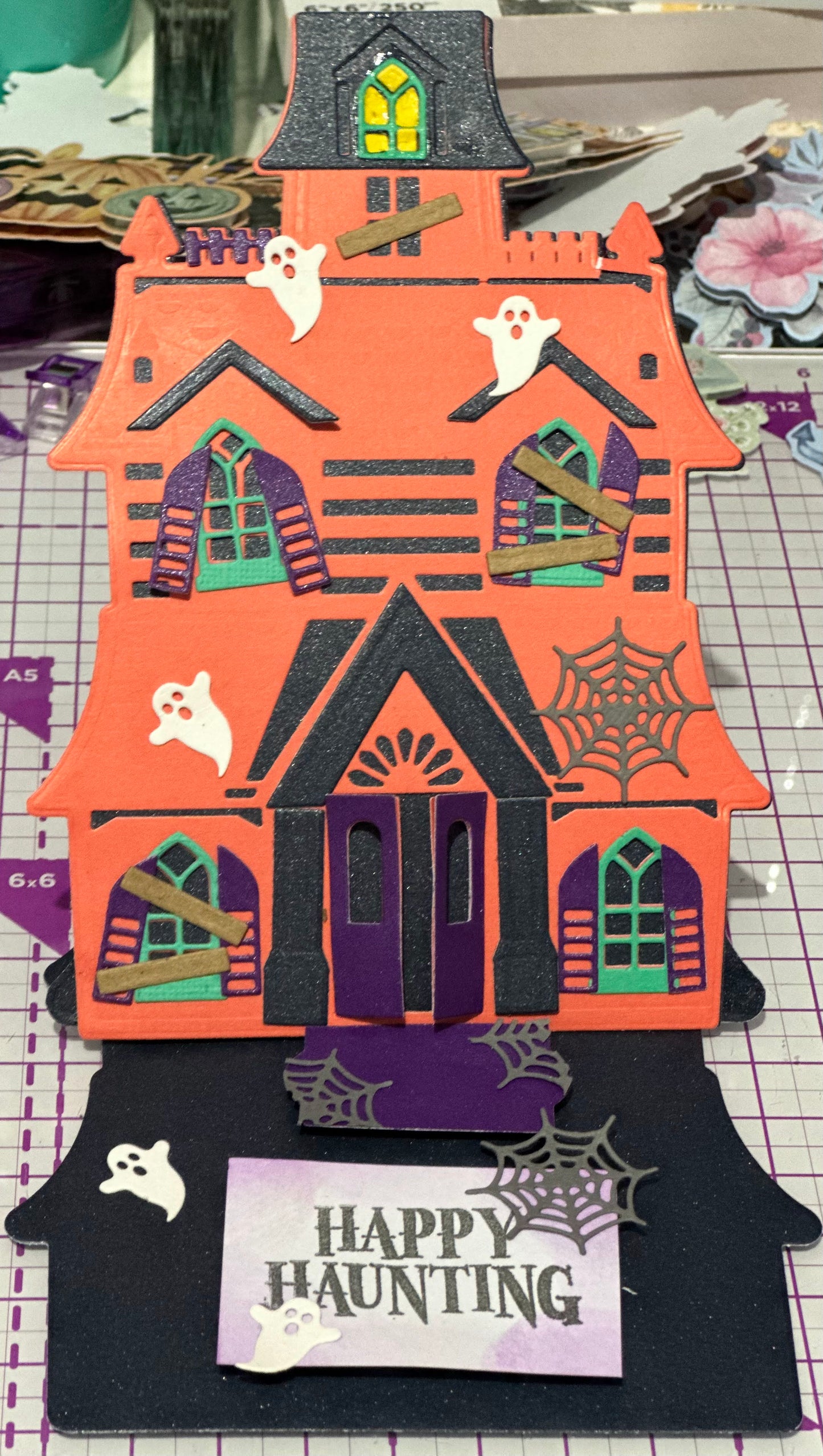 Cards:  Fall/Halloween:  Happy Haunting Easel Card